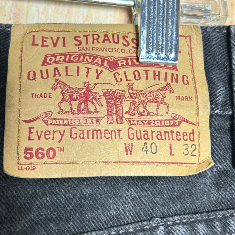 Levi's 560 Loose Fit Tapered Leg Mens 40x32 Black Vintage Denim Made in USA 1986